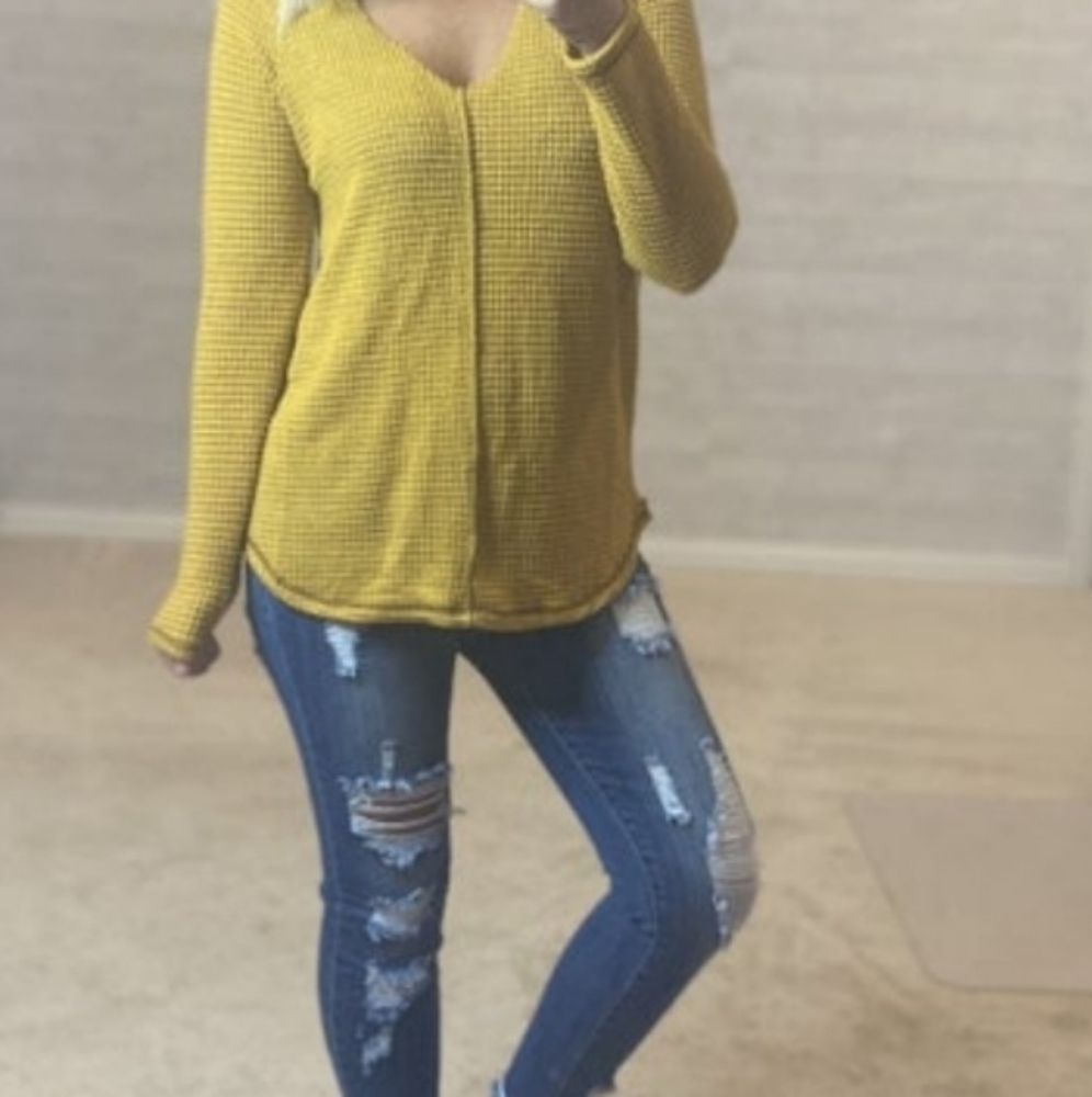 Must have Mustard Top